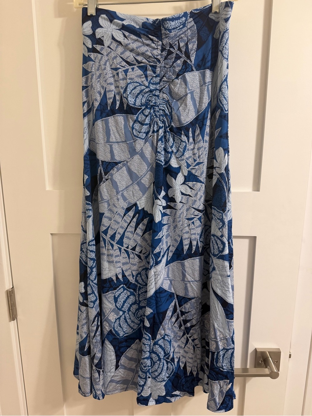 White House Black Market Blue and White Floral Skirt